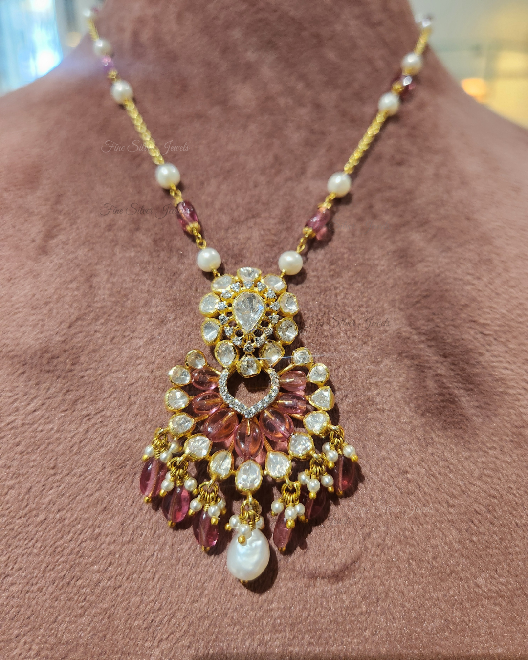 925 Silver Swarna Pendant Necklace