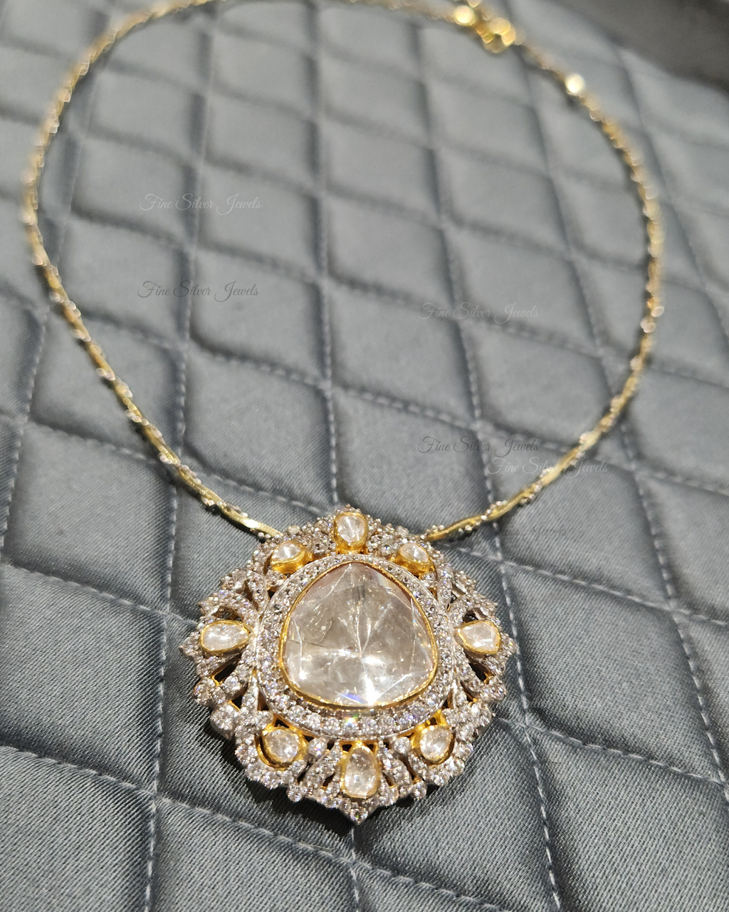 925 Silver Swaraj Pendant