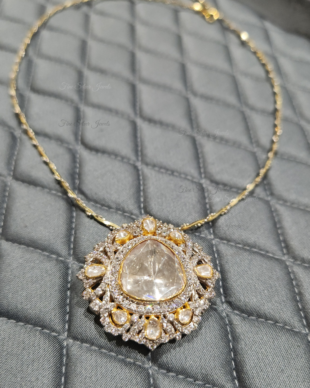 925 Silver Swaraj Pendant