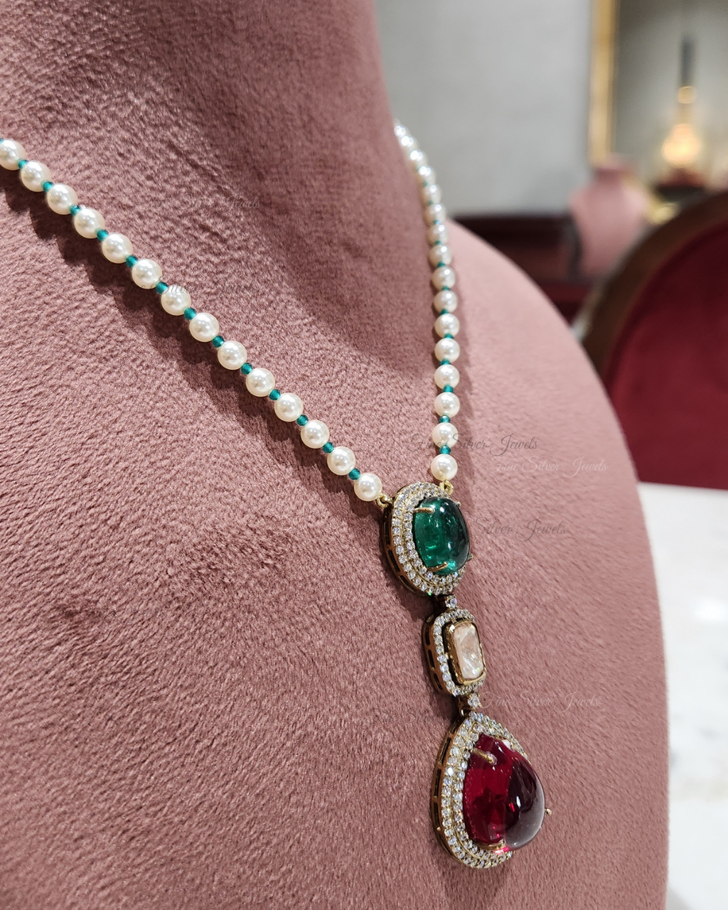 925 Silver Vaishnavi Necklace Set