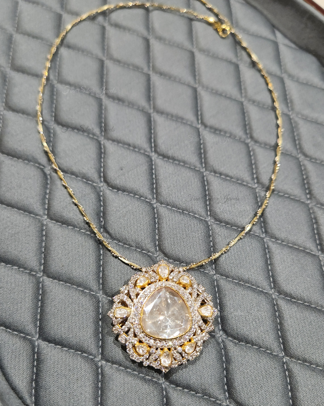 925 Silver Swaraj Pendant