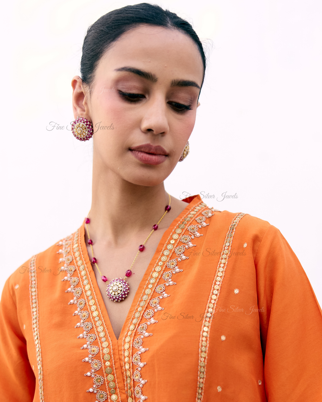 925 Silver Jodha Pendant Necklace