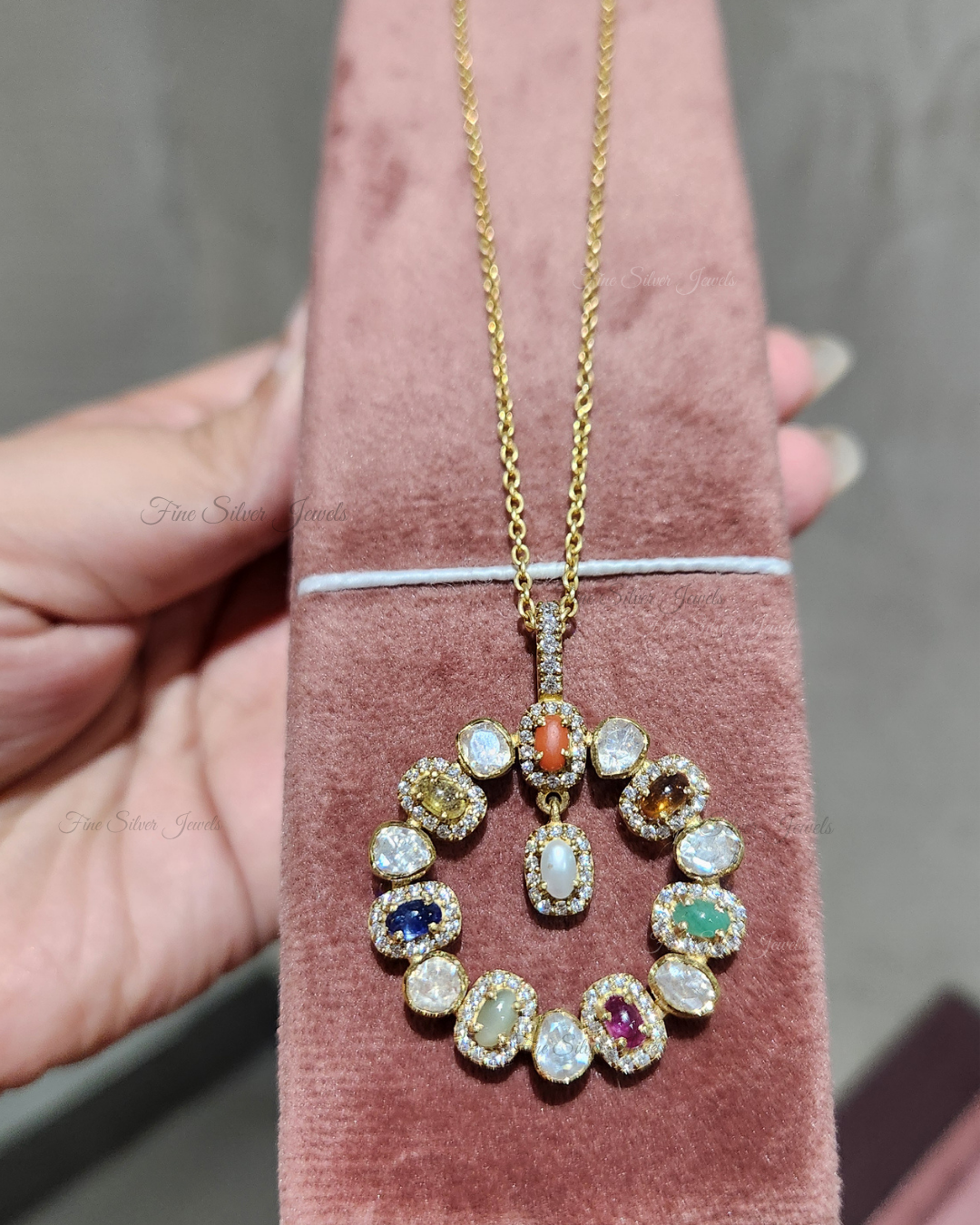 925 Silver Navratan Round Pendant Set
