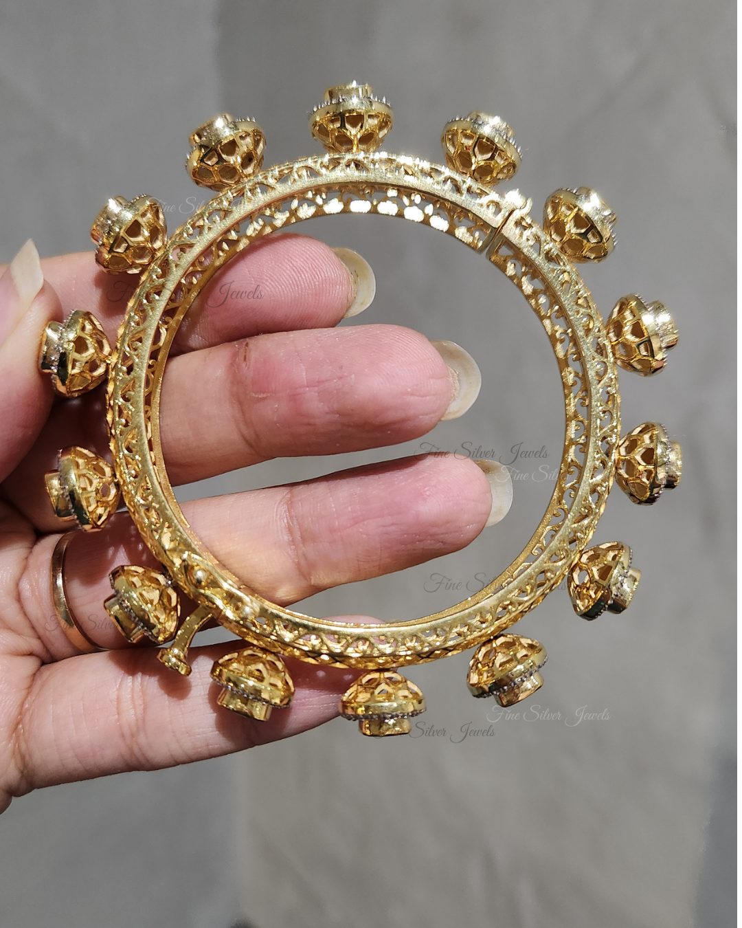 925 Silver Sandhya Polki Bangle