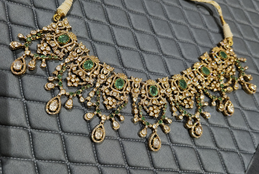 925 Silver Parinita Necklace Set