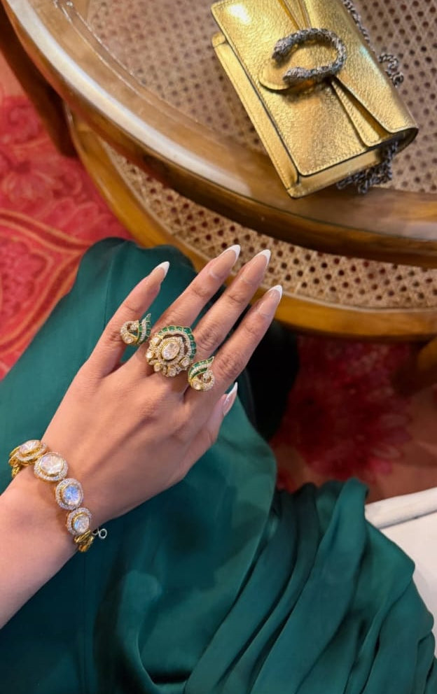 Time-less Sleek Polki Bracelet