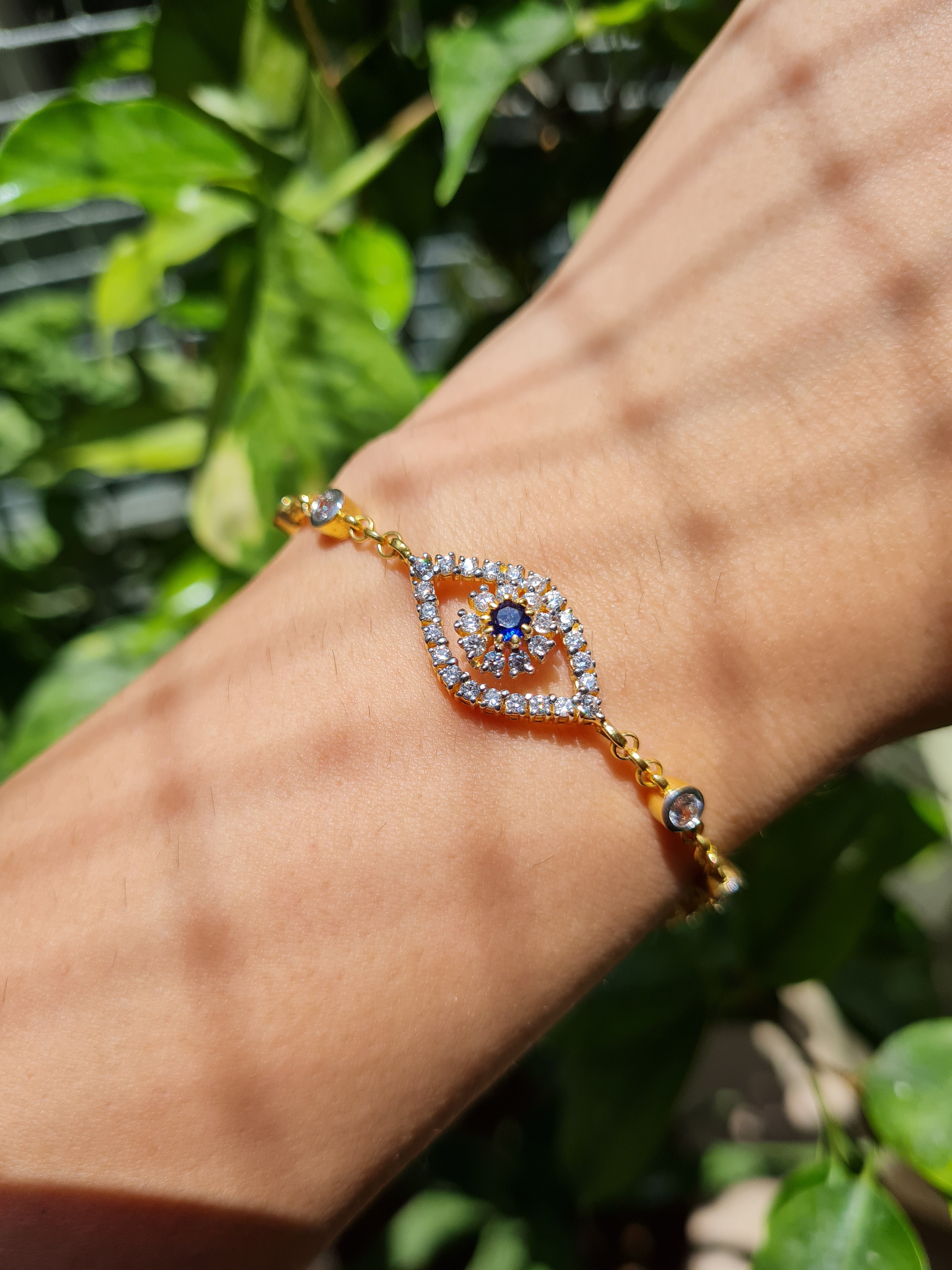 Spiritual Beads Evil Eye Bracelet with 18K Yellow Gold, 4mm | David Yurman