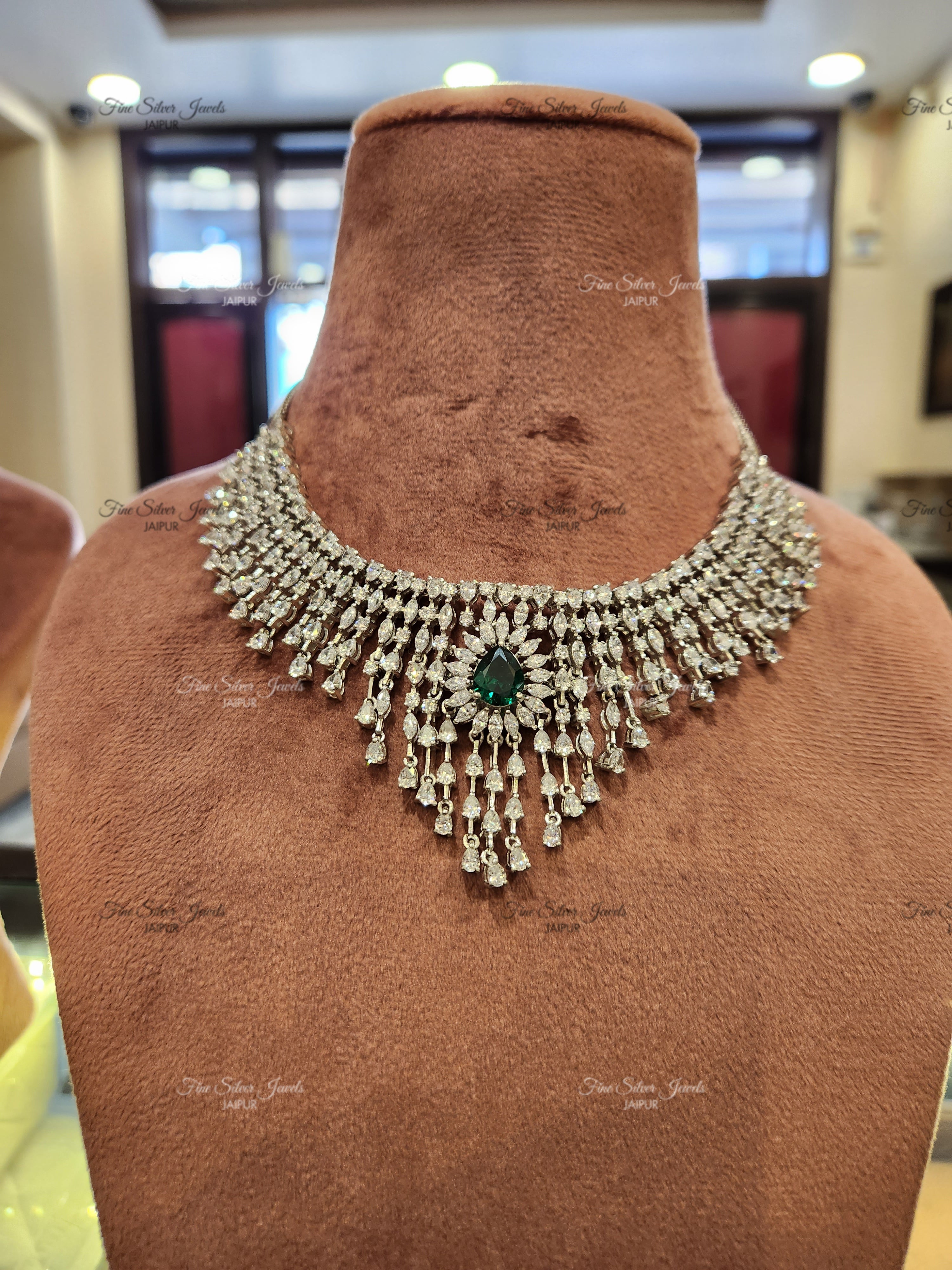 SWAROVSKI NECKLACE WITH GREEN RUSSIAN STONE finesilverjewels