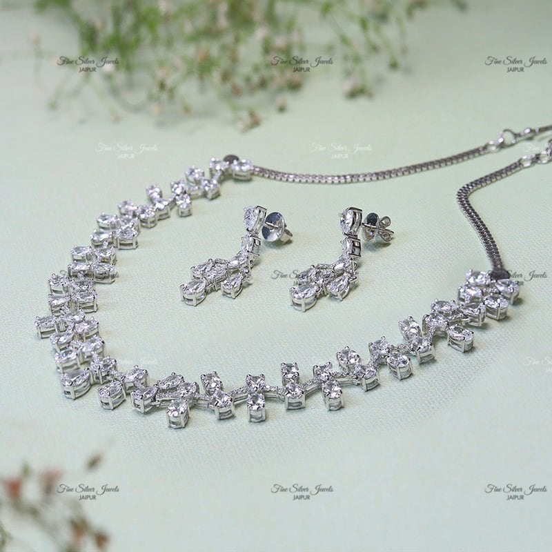 OVAL BEAUTIES NECKLACES finesilverjewels