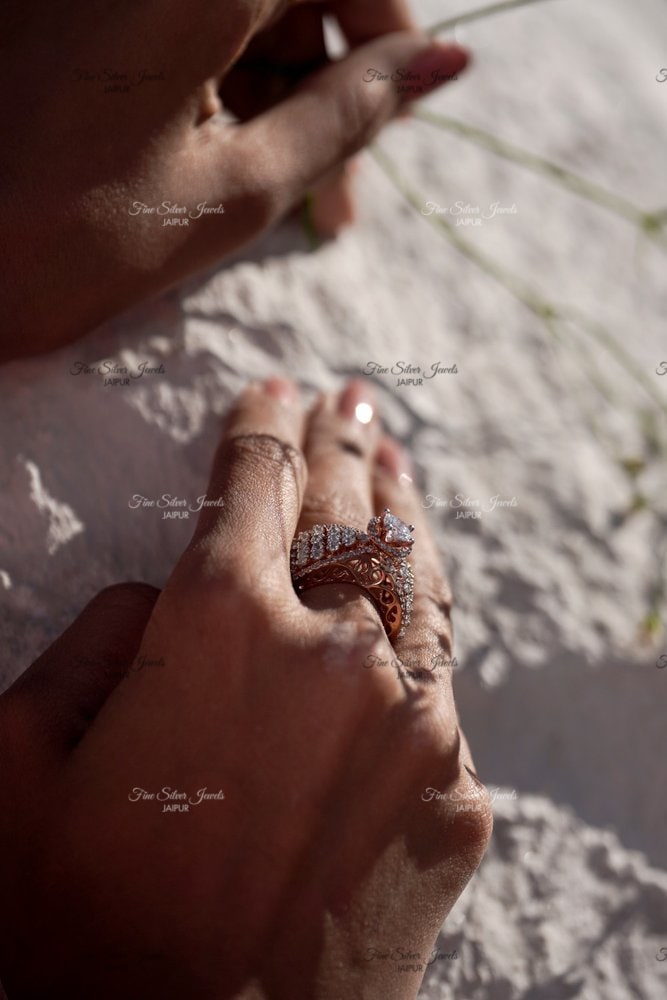 STUNNER SOLITAIRE RING finesilverjewels